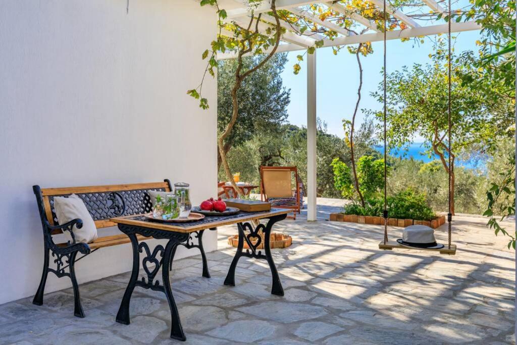Nina-Myrtia Countryside House Skopelos Ditropo エクステリア 写真